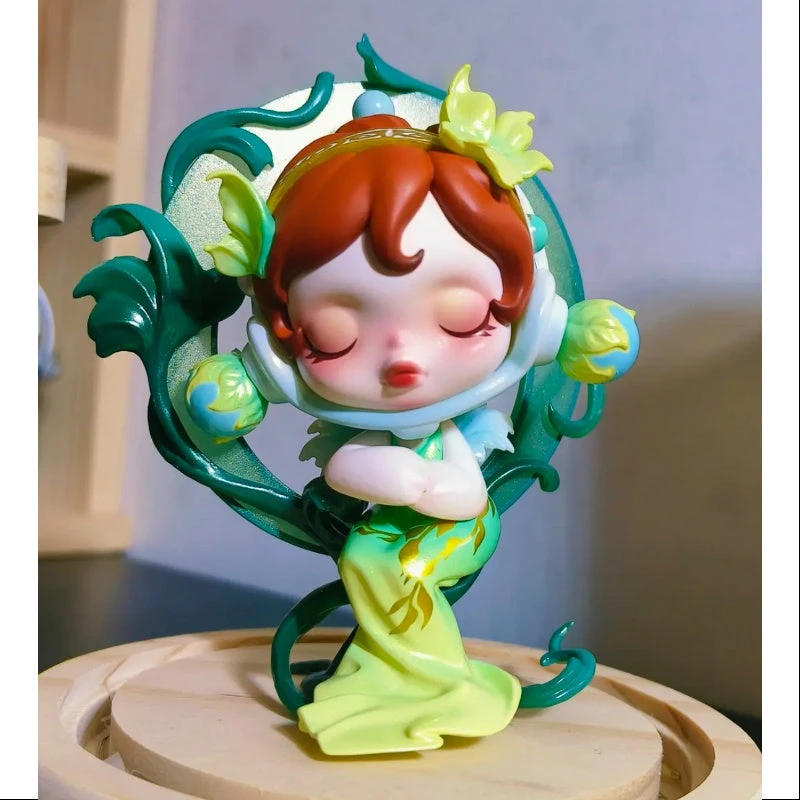 Skullpanda Spotlight Pop Mart 13th Anniversary Series Secret Skullpanda(1/144) 2 Skullpanda Spotlight Pop Mart 13th Anniversary Series Secret Skullpanda(1/144) - Image 2