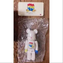 Bearbrick Series 12 Super Secret MEDICOM TOY 10th Anniversary 100% -Doll Shop 12 3 3b284384 3497 4e52 a26f b9bec7793aa6
