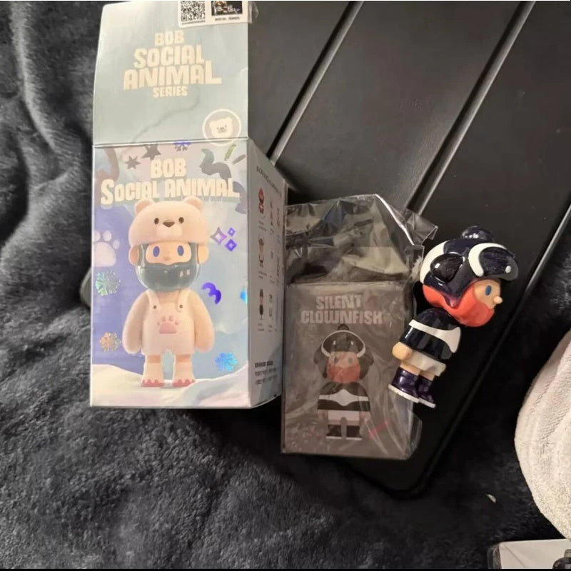 FARMER BOB Social Animal Series Suprise Silent Clownfish 2 FARMER BOB Social Animal Series Suprise Silent Clownfish - Image 2