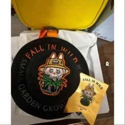 Labubu FALL IN WILD Bucket Hat Mini Bag Blind Box Series SECRET GARDENER 5 Labubu FALL IN WILD Bucket Hat Mini Bag Blind Box Series SECRET GARDENER -Doll Shop 7 3 adc534d8 5040 400b 9e8b b6a68dbc26a1