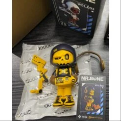 MR.BONE Gameman Series Secret Yellow Lightning -Doll Shop 7 3 b5704845 8ca8 4f1c 9c97 a1638de71c53