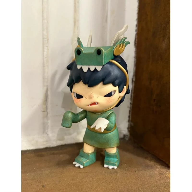 Hirono Pop Mart Loong Presents The Treasure Series Hirono PRANKSTER LOONG Special Ver.(1/144) 3 Hirono Pop Mart Loong Presents The Treasure Series Hirono PRANKSTER LOONG Special Ver.(1/144) - Image 3