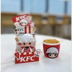 DIMOO Pop Mart DIMOO KFC China 35th Anniversary BUCKET Series Secret DIMOO Ace Fried Chicken （1/288)