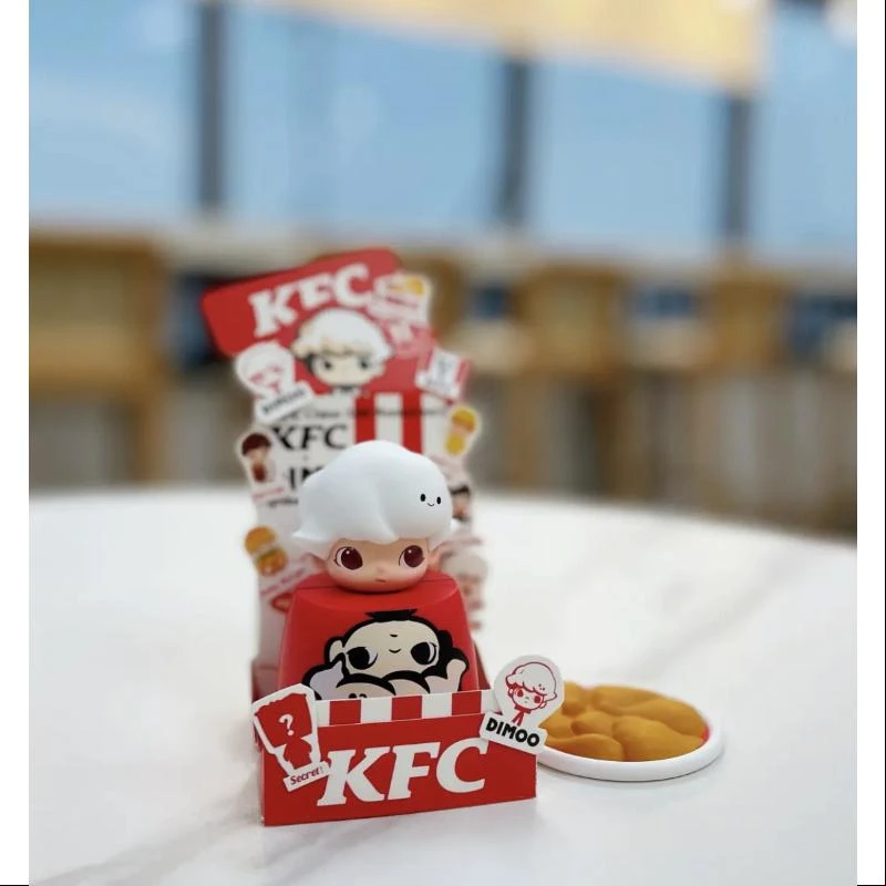 DIMOO Pop Mart DIMOO KFC China 35th Anniversary BUCKET Series Secret DIMOO Ace Fried Chicken (1/288) 2 DIMOO Pop Mart DIMOO KFC China 35th Anniversary BUCKET Series Secret DIMOO Ace Fried Chicken (1/288) - Image 2